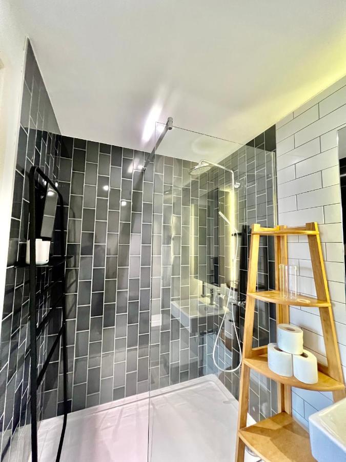 Luxury 2 Bedroom 2 Bathroom Apartment - London City Airport Exterior foto