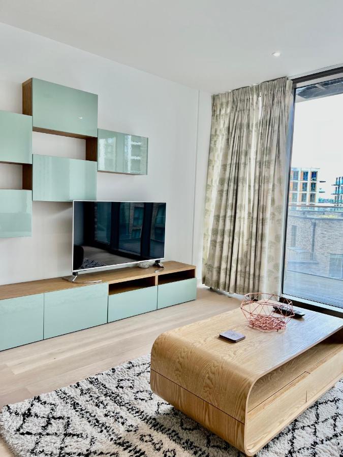Luxury 2 Bedroom 2 Bathroom Apartment - London City Airport Exterior foto