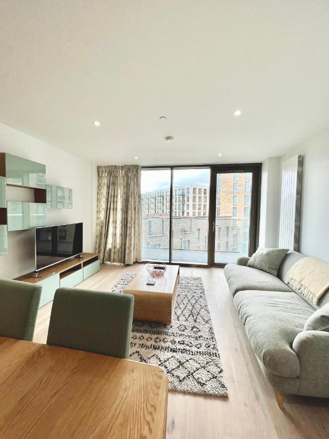 Luxury 2 Bedroom 2 Bathroom Apartment - London City Airport Exterior foto