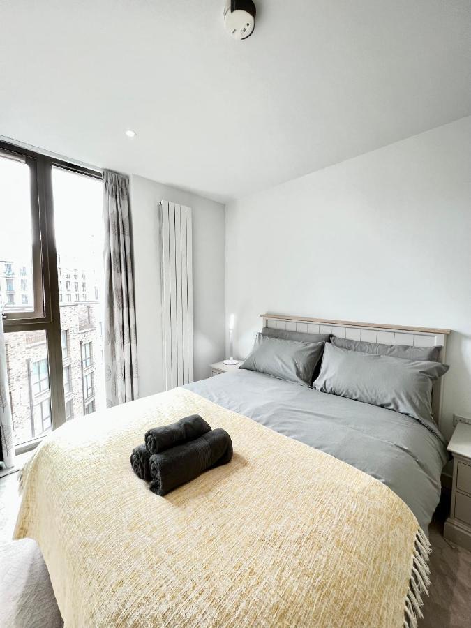 Luxury 2 Bedroom 2 Bathroom Apartment - London City Airport Exterior foto