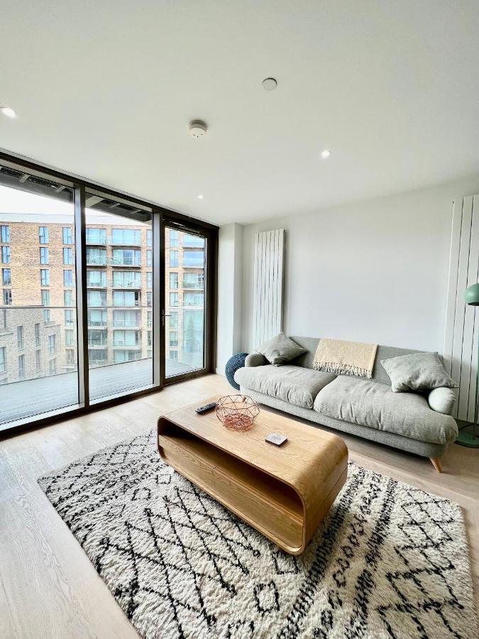 Luxury 2 Bedroom 2 Bathroom Apartment - London City Airport Exterior foto